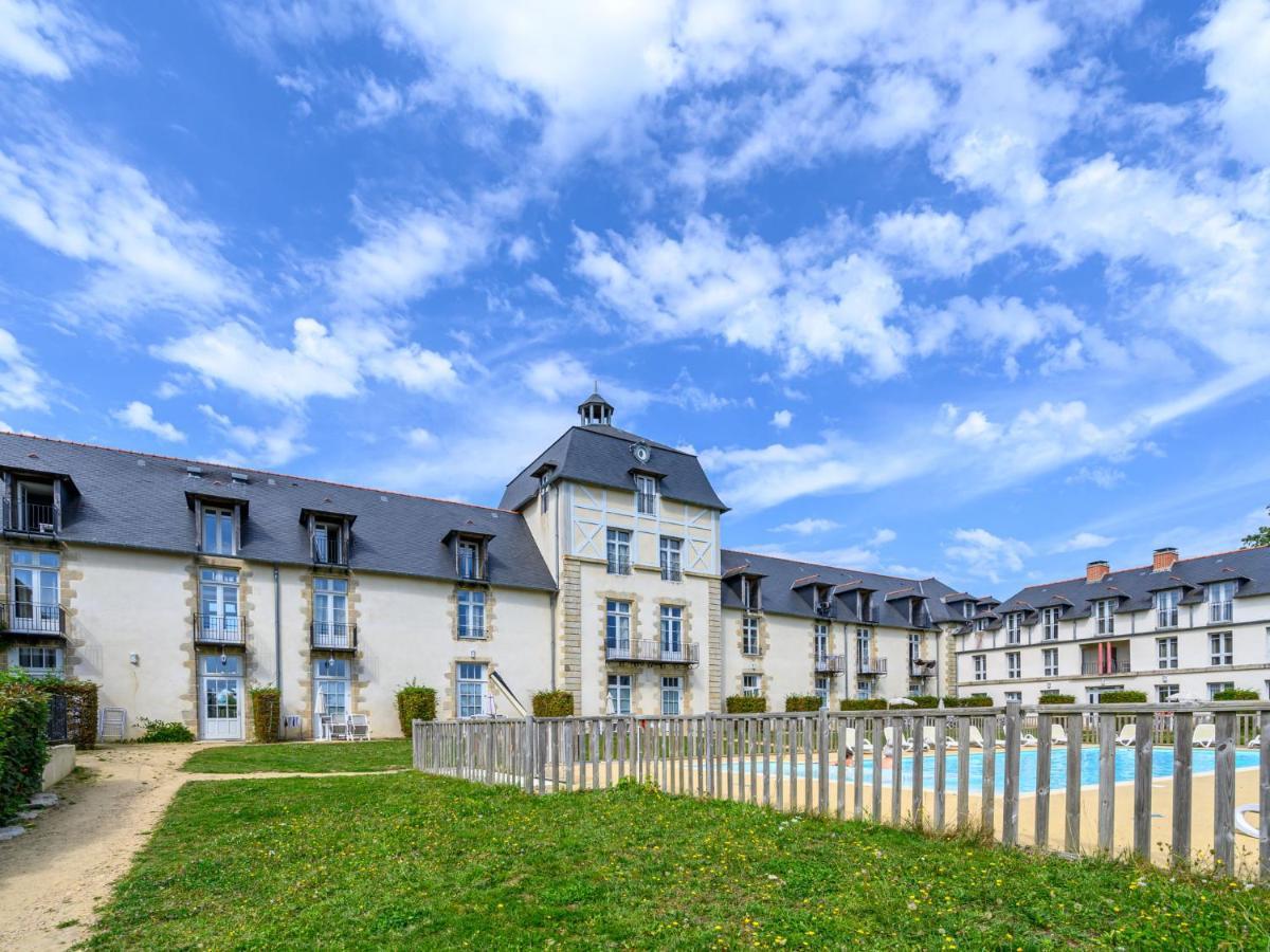 Apartment Chateau De Kergonano-10 By Interhome バダン エクステリア 写真