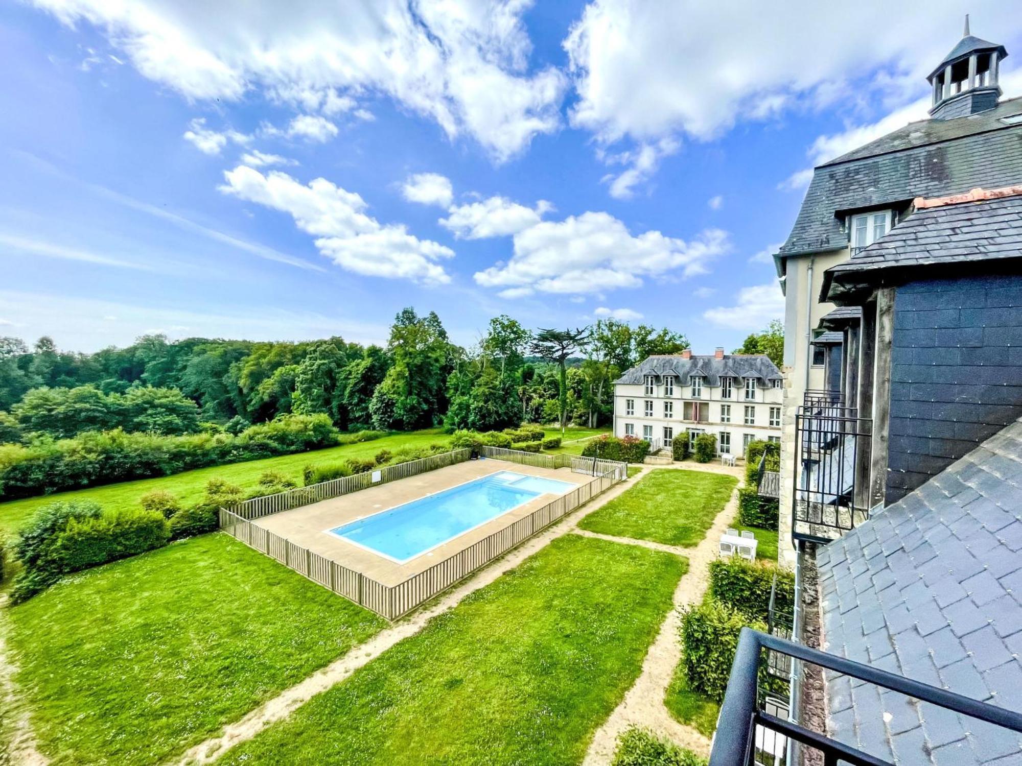 Apartment Chateau De Kergonano-10 By Interhome バダン エクステリア 写真