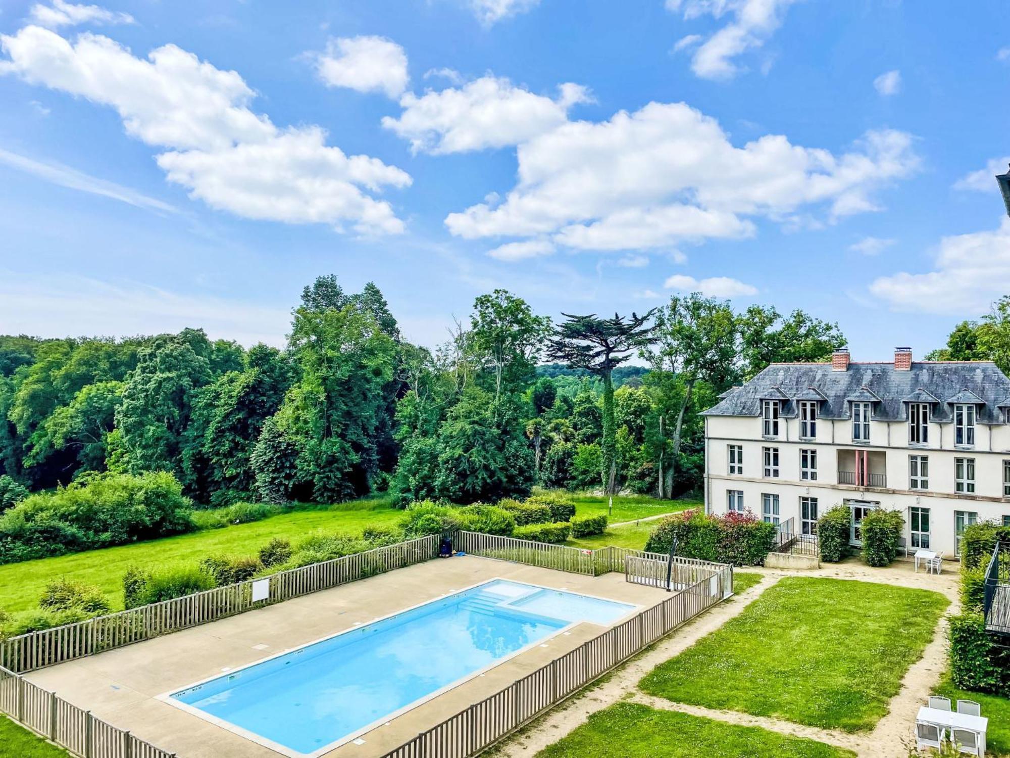 Apartment Chateau De Kergonano-10 By Interhome バダン エクステリア 写真